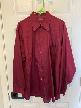 Arrow Men's Maroon Button-Up Dress Shirt